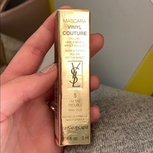 YSL “vinyl couture” I’m in trouble blue mascara